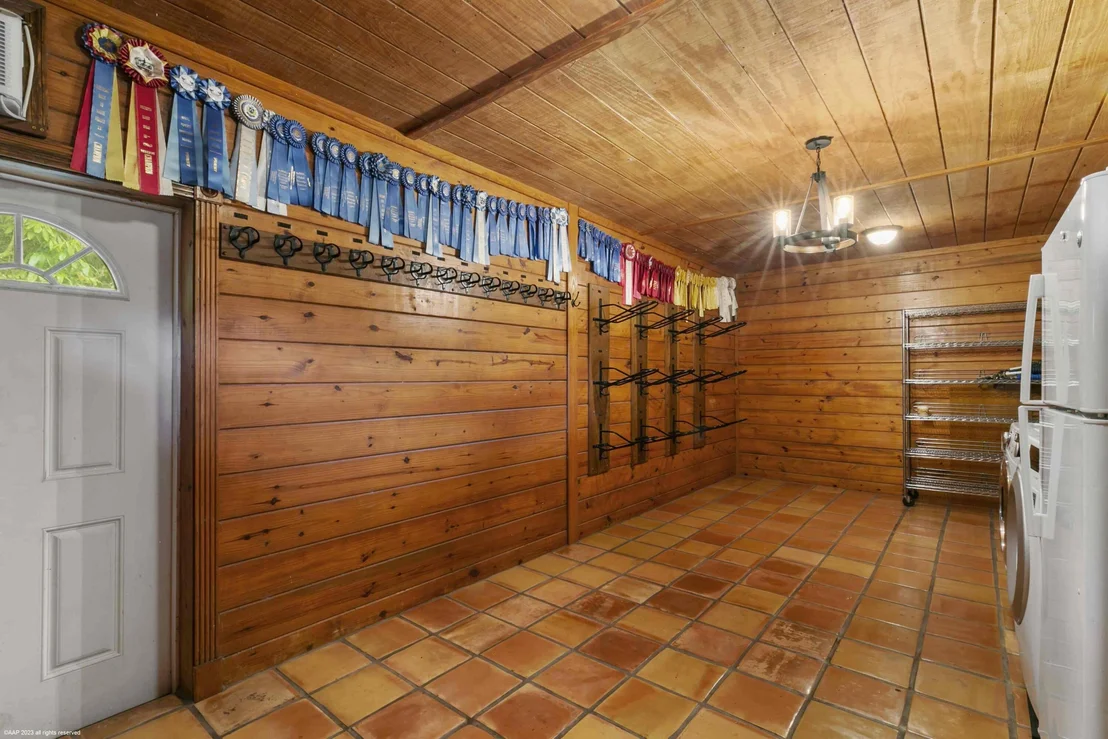 Photo of 16559 Rustic Road