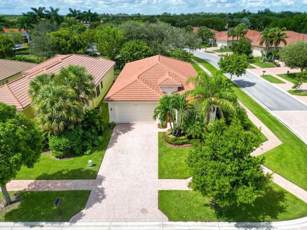Photo of 14767 Strand Lane