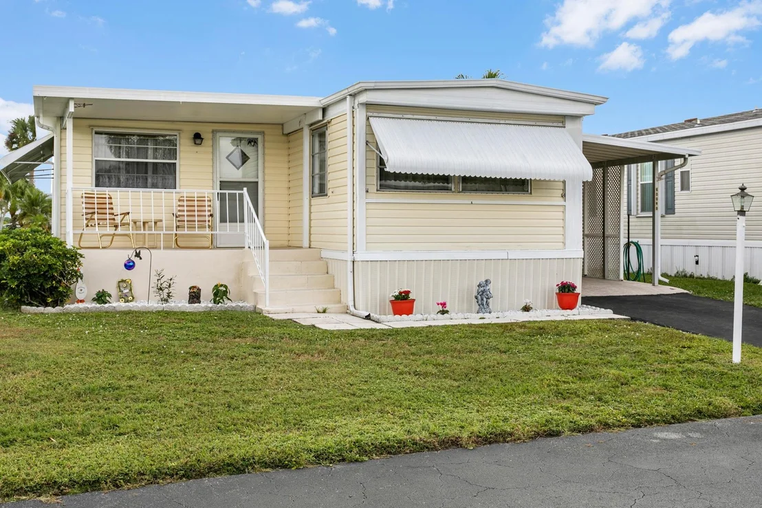 Photo of 56020 Amparo Bay