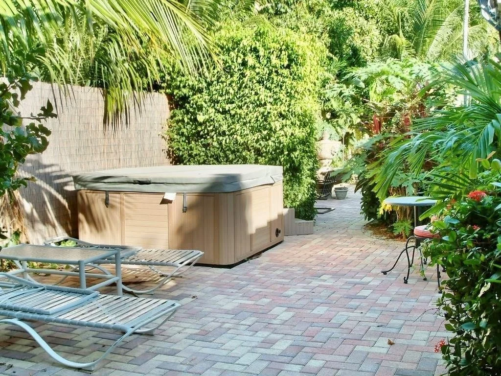 Photo of 2401 Bay Drive