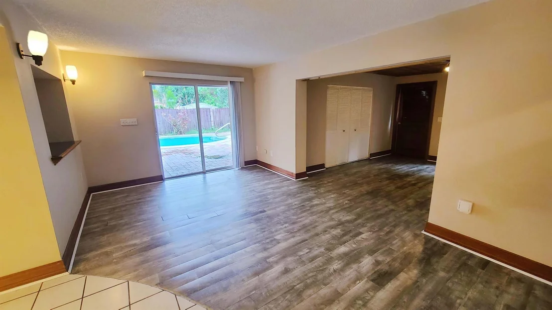 Photo of 5506 Palm Drive