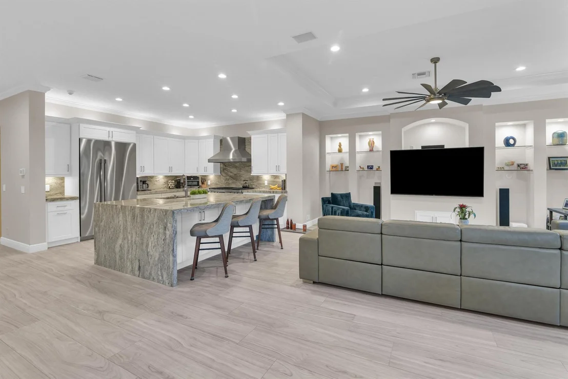 Photo of 10633 Pine Tree Terrace