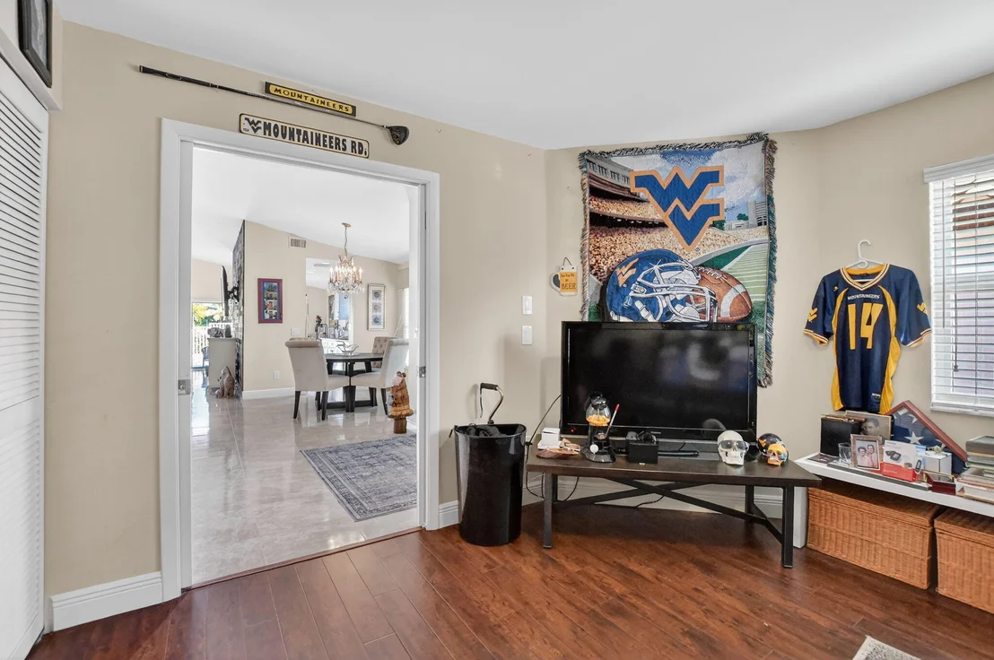 Photo of 11270 Clover Leaf Circle