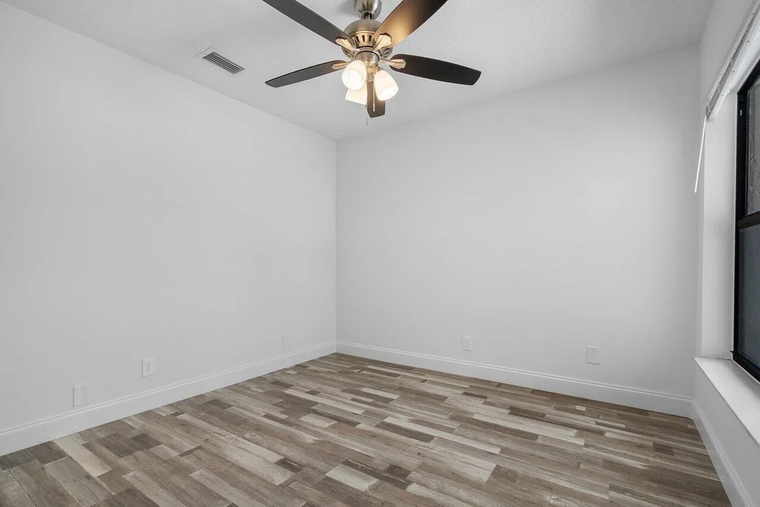 Photo of 6127 Elsinore Circle
