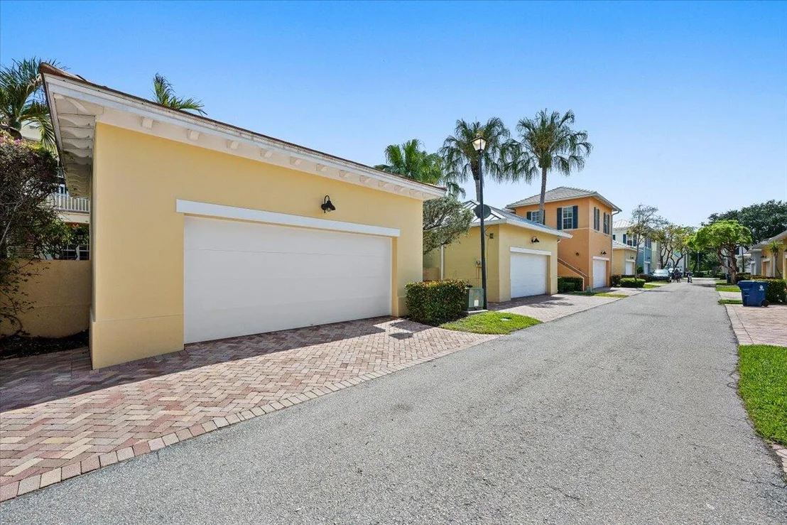 Photo of 133 Sugarberry Drive