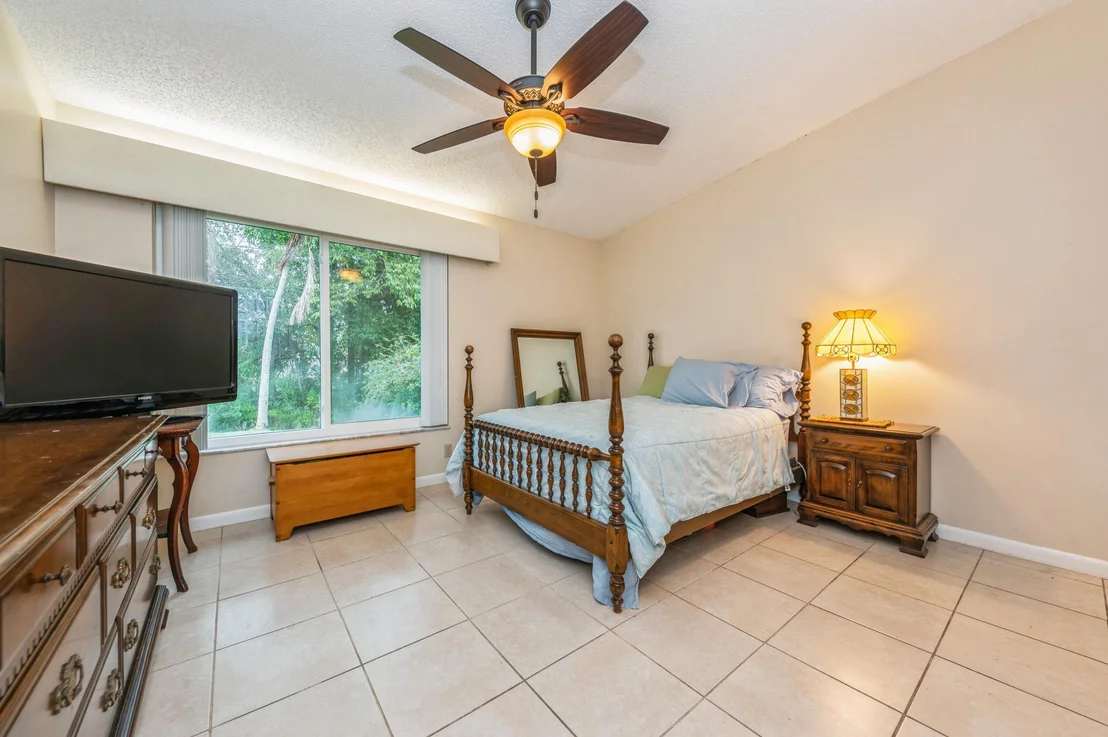Photo of 15888 Laurel Oak Circle