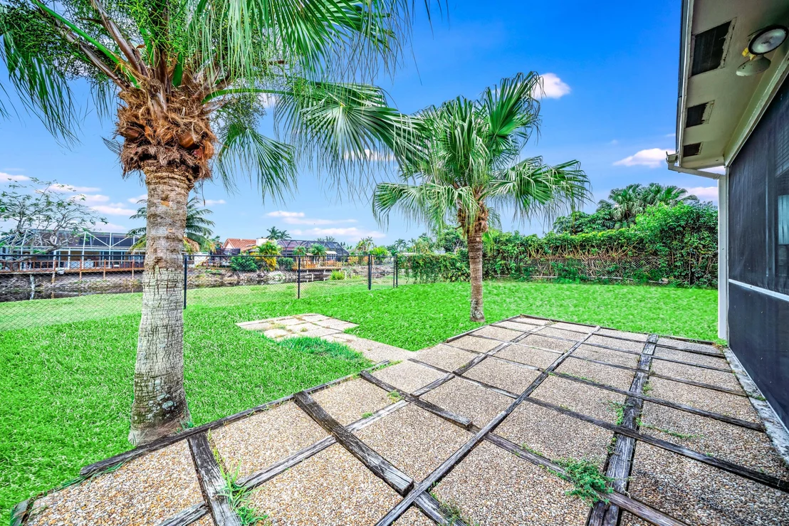 Photo of 19462 Carolina Circle