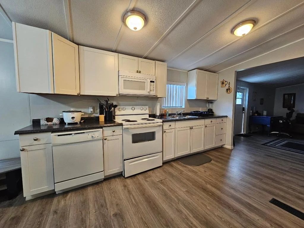Photo of 3222 SE 34th Avenue