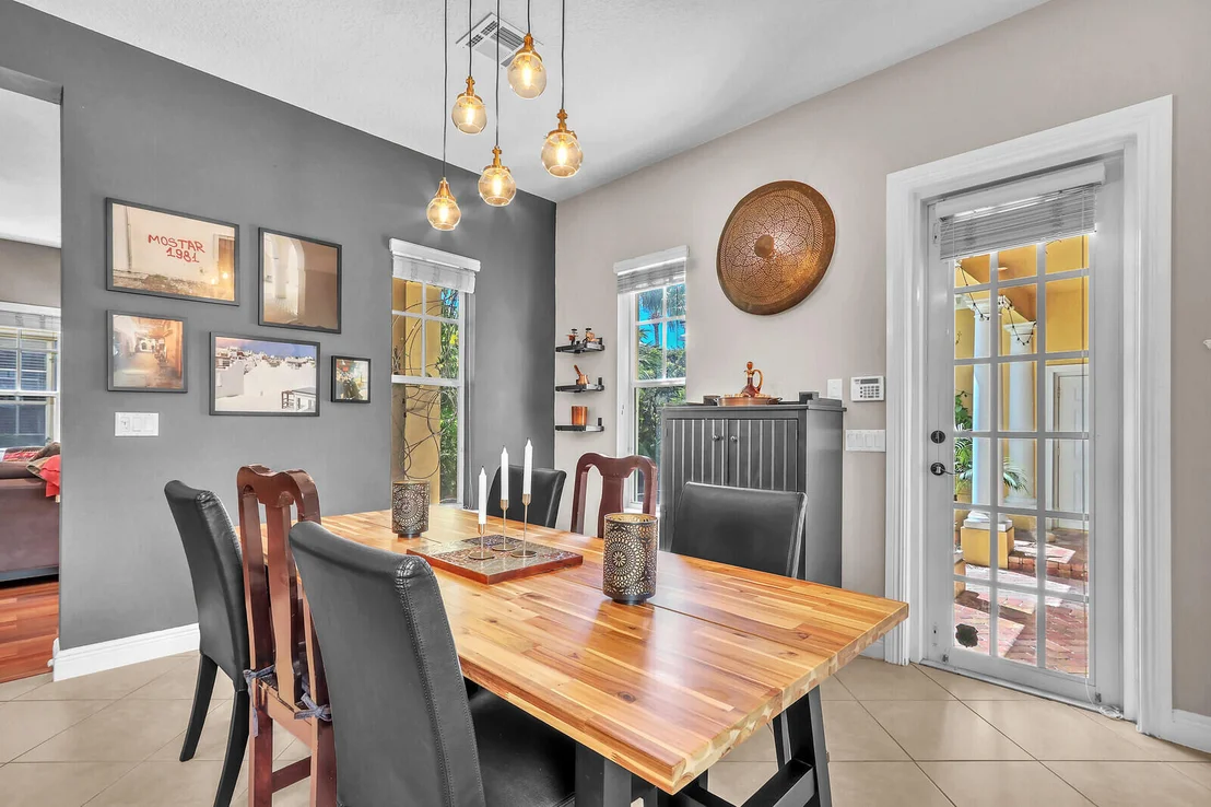 Photo of 122 Inkberry Drive