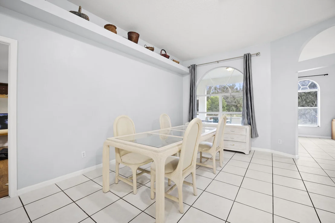 Photo of 4584 Windmill Road