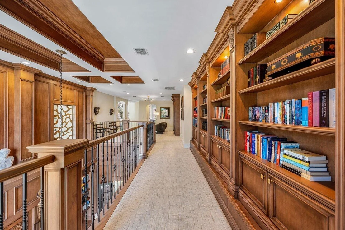 Photo of 686 Hermitage Circle