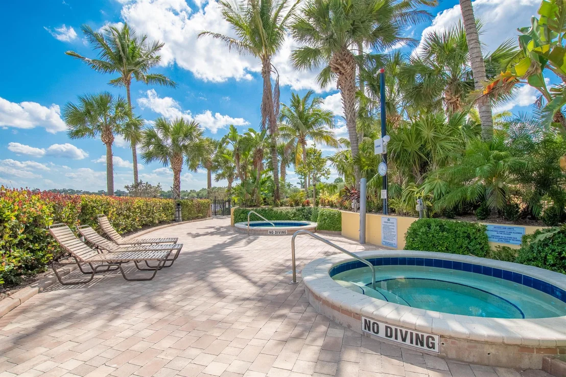 Photo of 657 Castle Drive