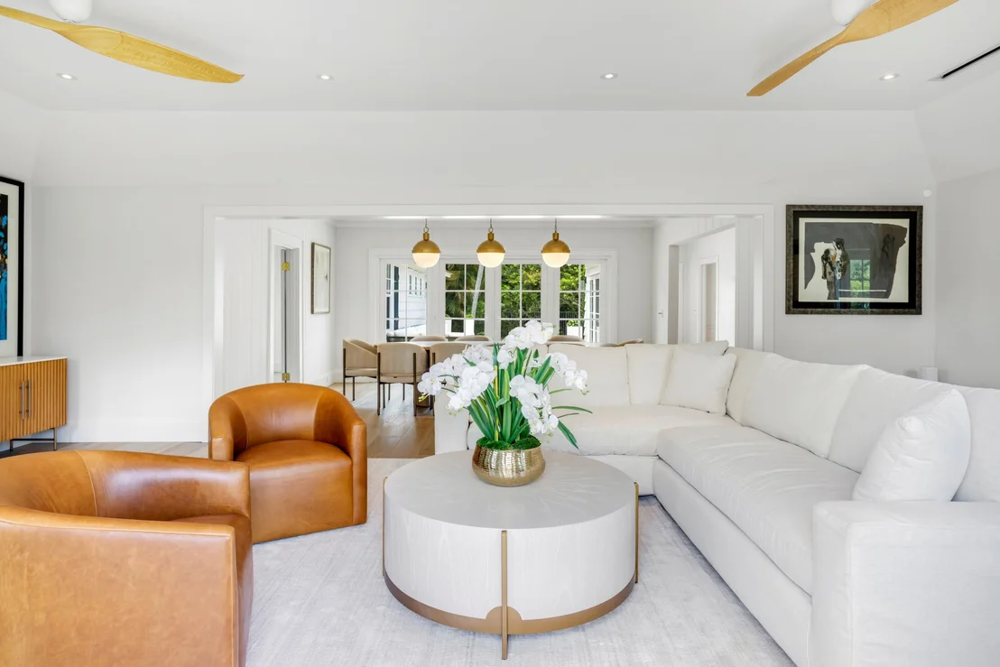 Photo of 1017 Tamarind Road