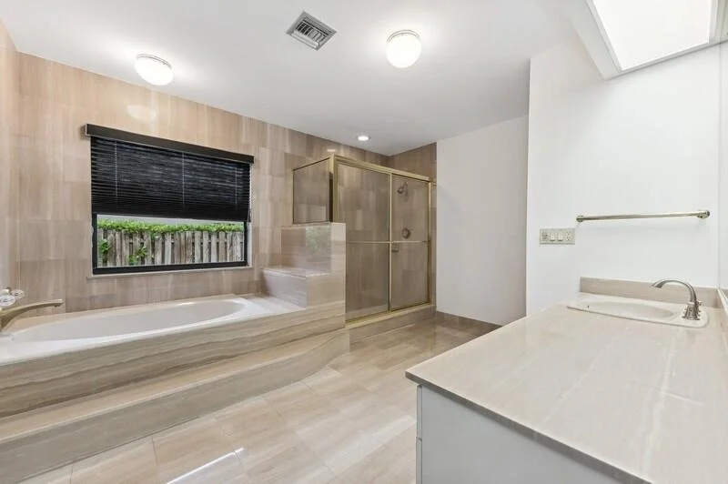 Photo of 1135 Harbor Drive