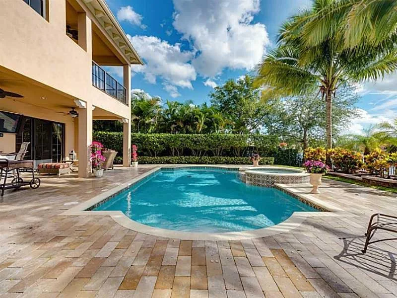 Photo of 9528 Eden Manor