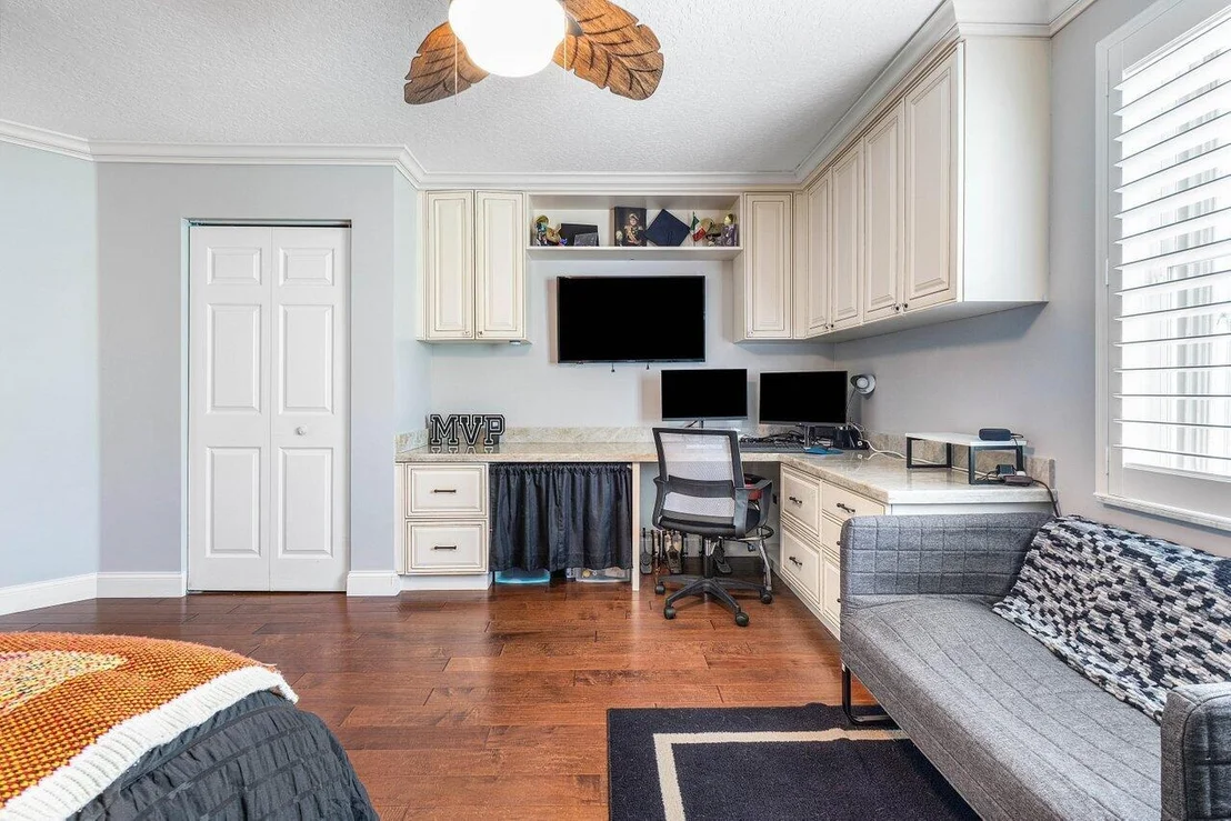 Photo of 21281 Waycross Drive