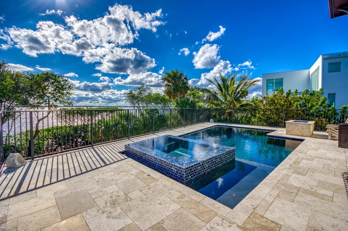 Photo of 7683 Pelican Pointe Drive