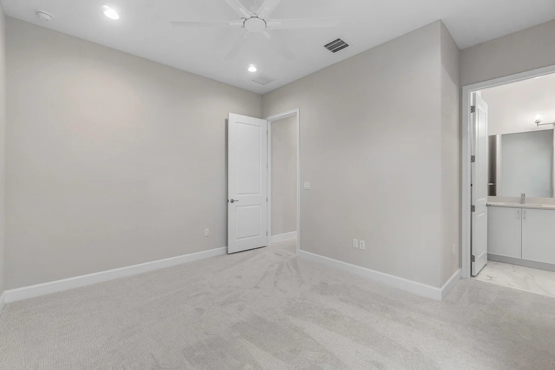 Photo of 9123 Red Robin Lane