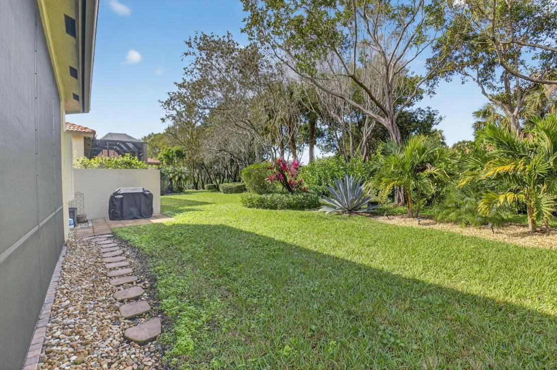 Photo of 9804 Isles Cay Drive