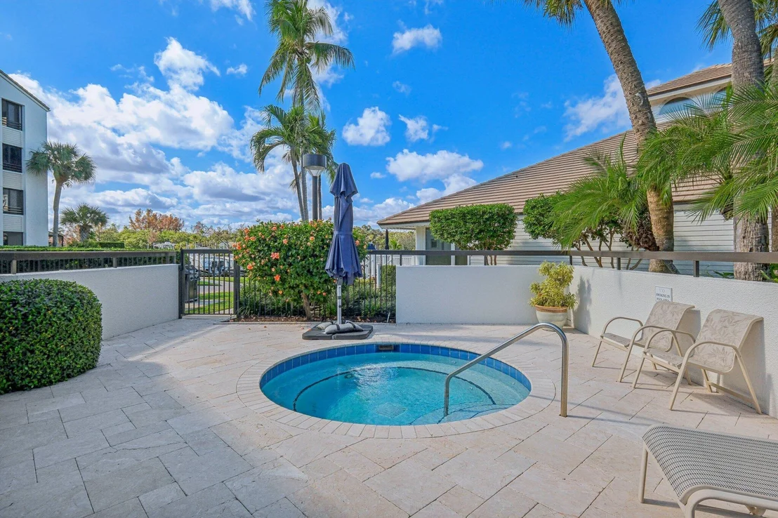 Photo of 22 Grand Bay Circle