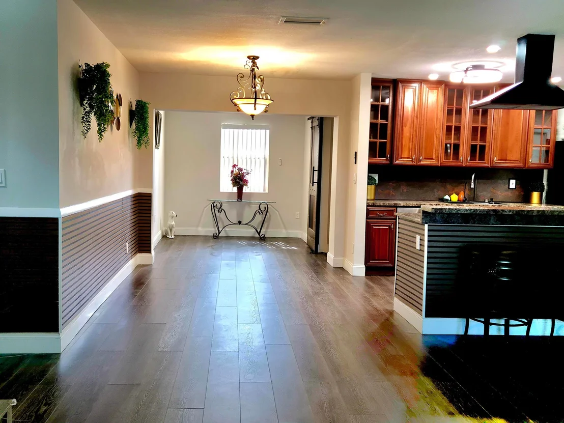 Photo of 1015 NW 68th Avenue