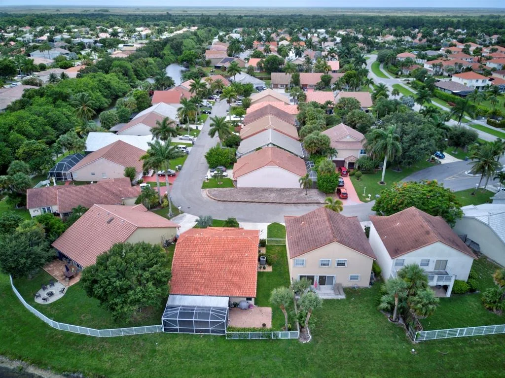 Photo of 11080 Lakeaire Circle