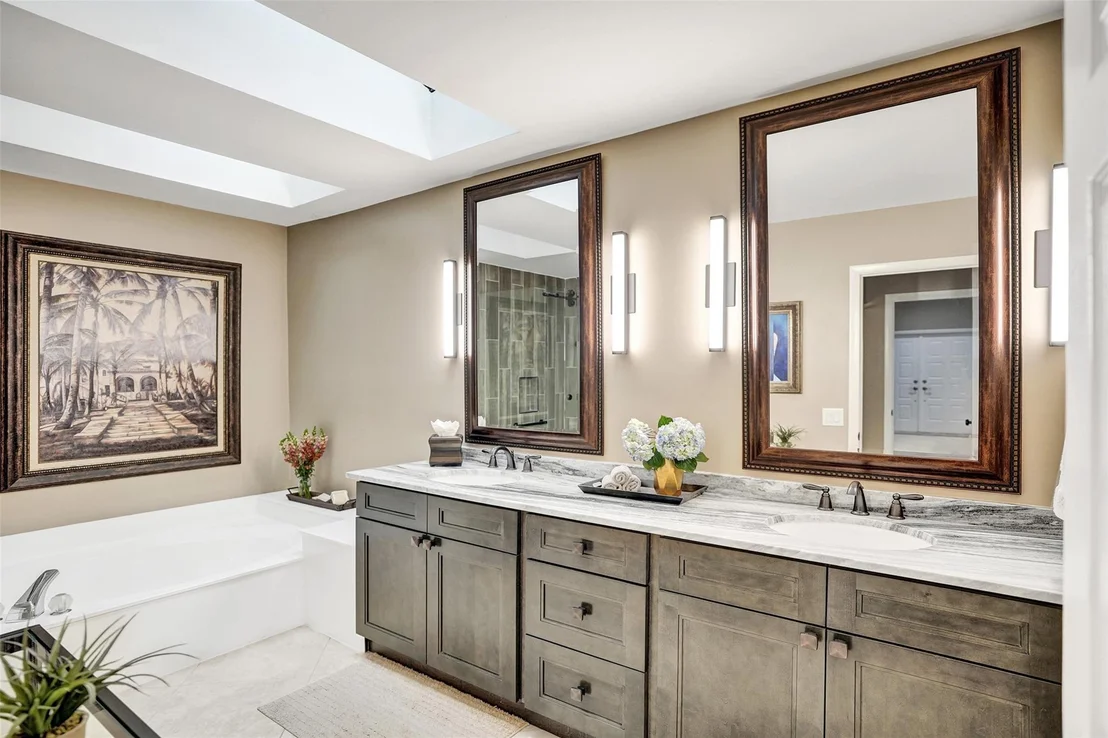 Photo of 21357 Bridge View Drive