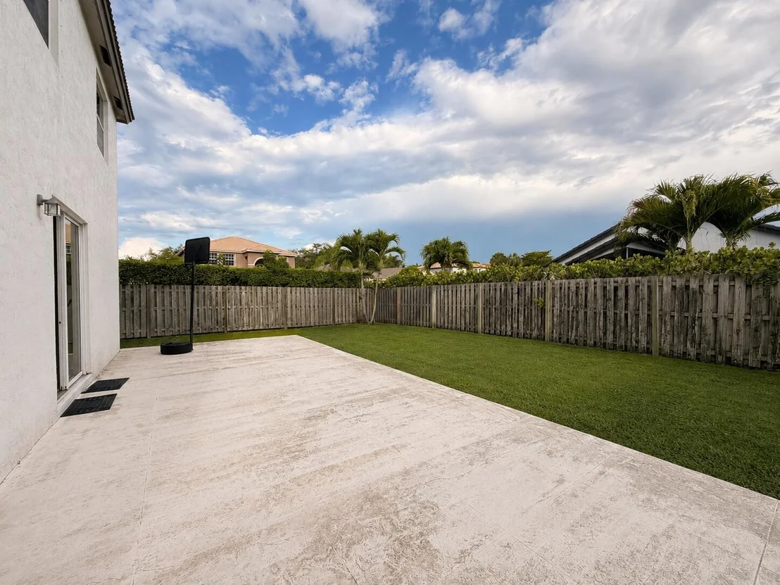 Photo of 10706 Hidden Bend Way