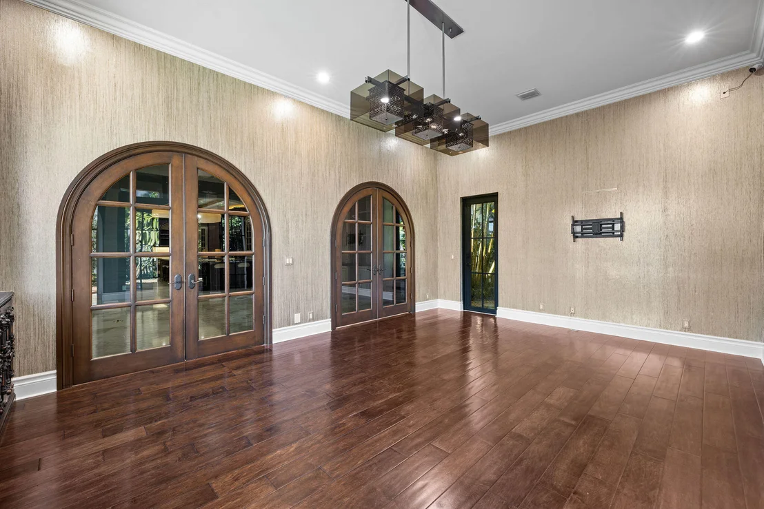 Photo of 9253 Este Lago Drive