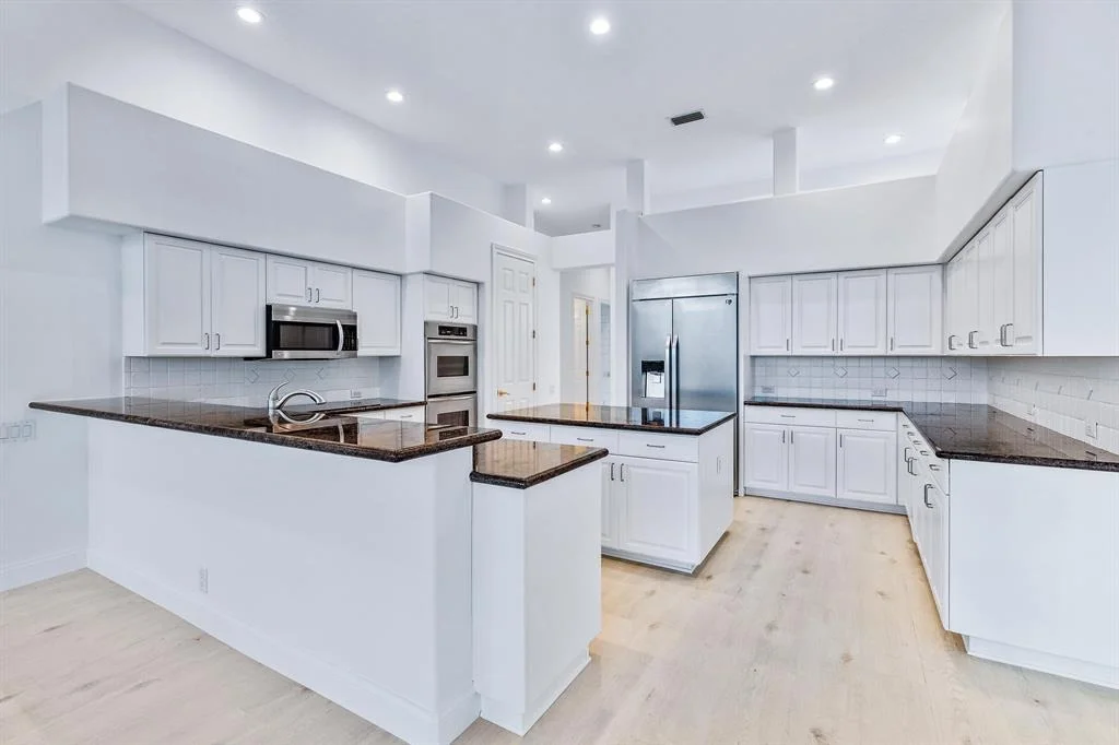 Photo of 18585 Lakeside Gardens Drive