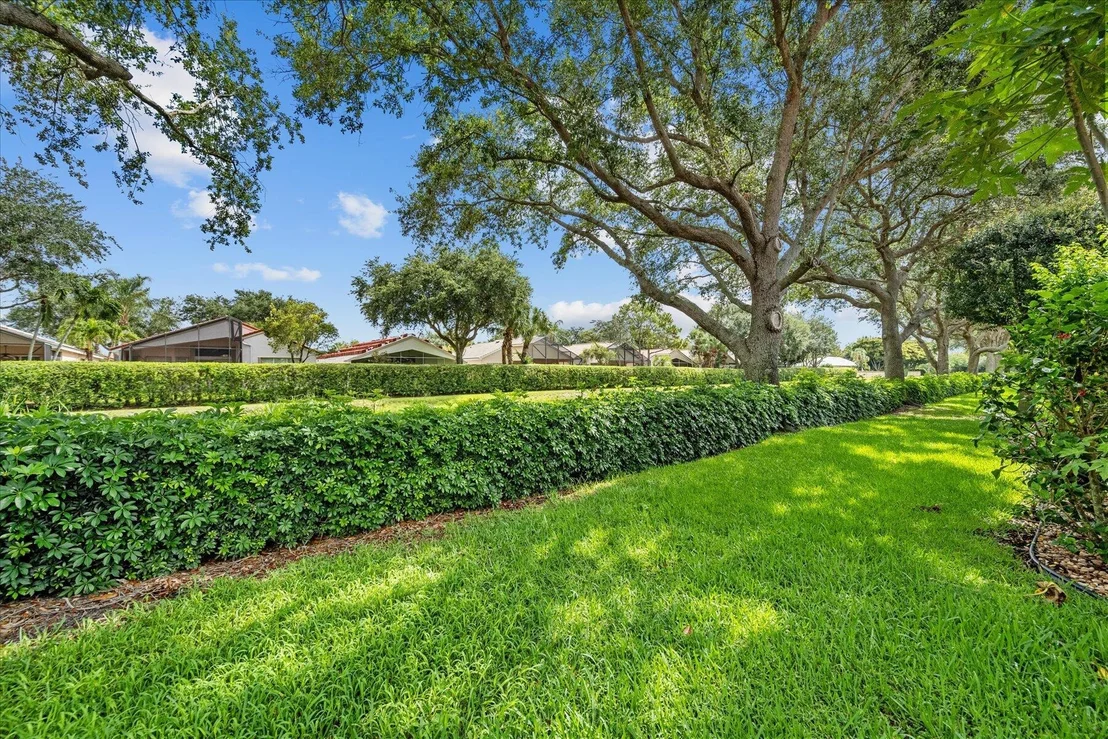 Photo of 6607 Sherbrook Drive