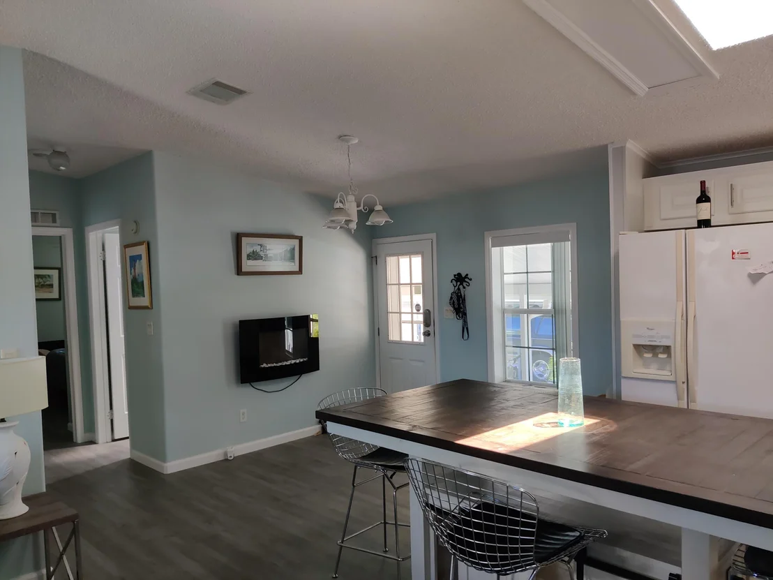 Photo of Unit 64 at 400 N A1a