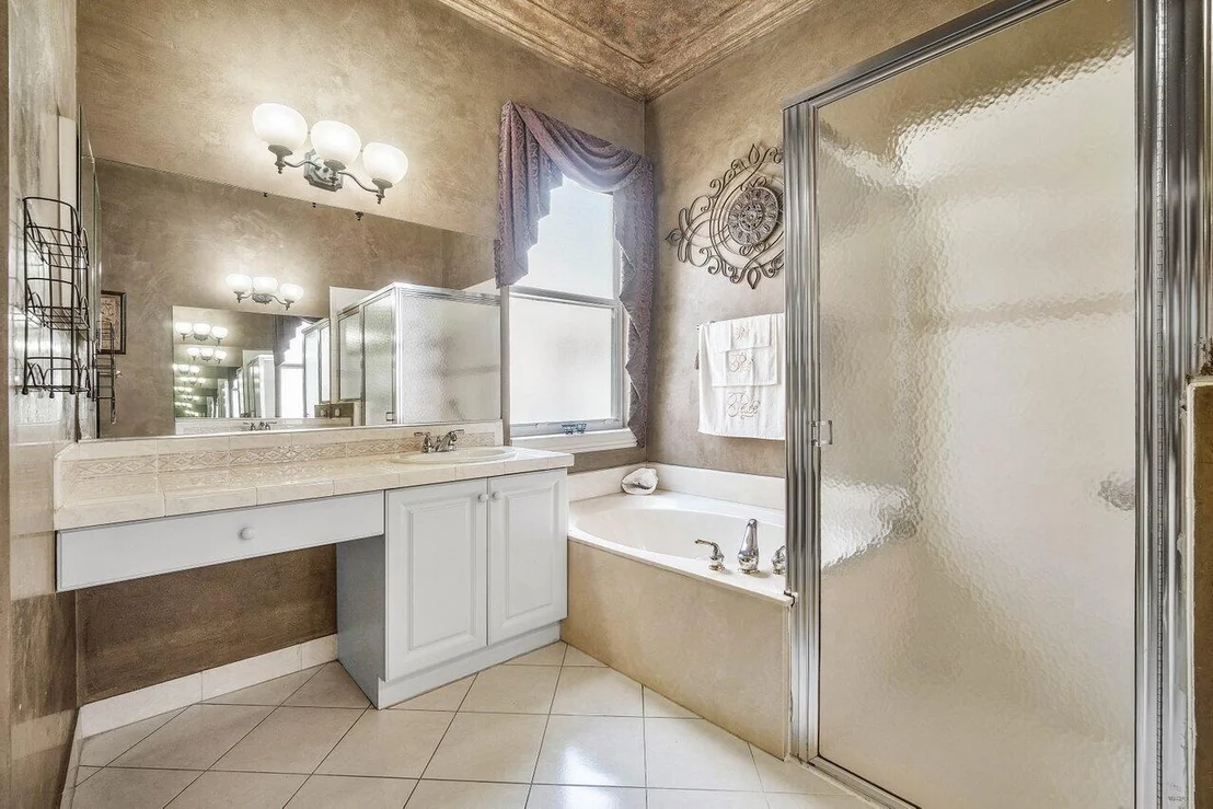 Photo of 9034 Alexandra Circle