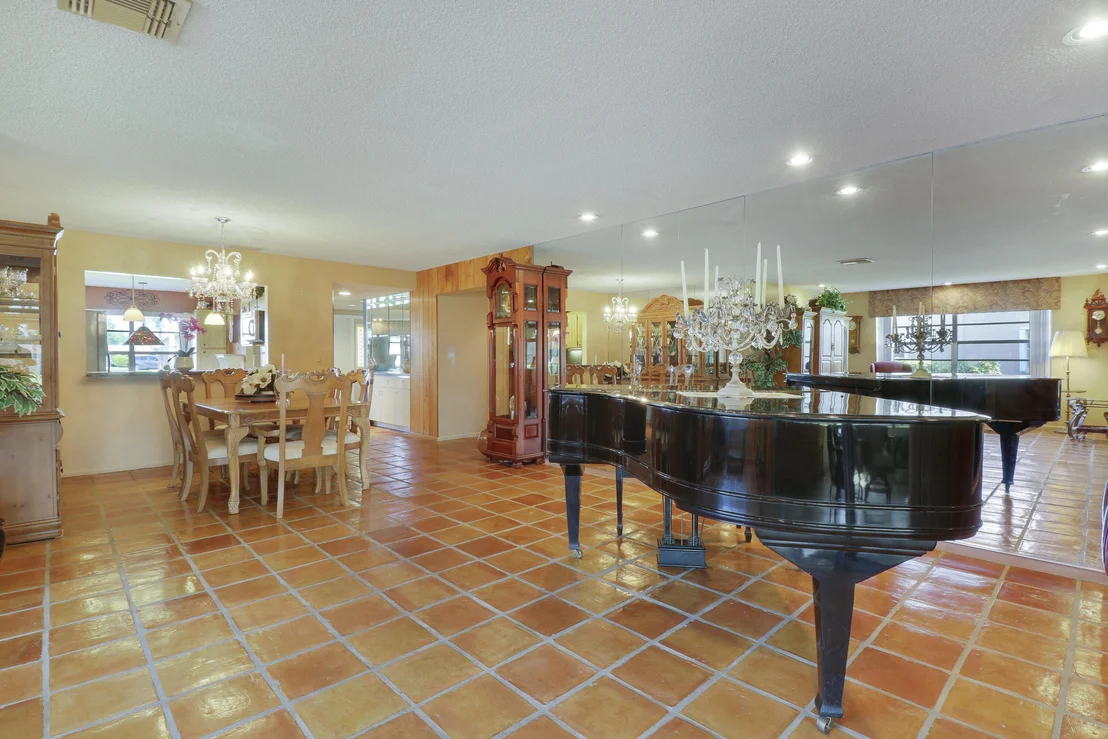 Photo of 4707 Rainbow Drive