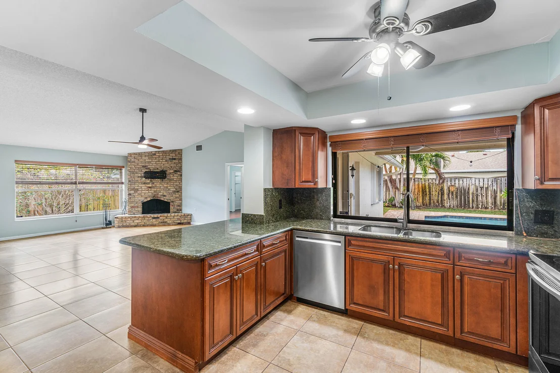 Photo of 4060 Birchwood Drive