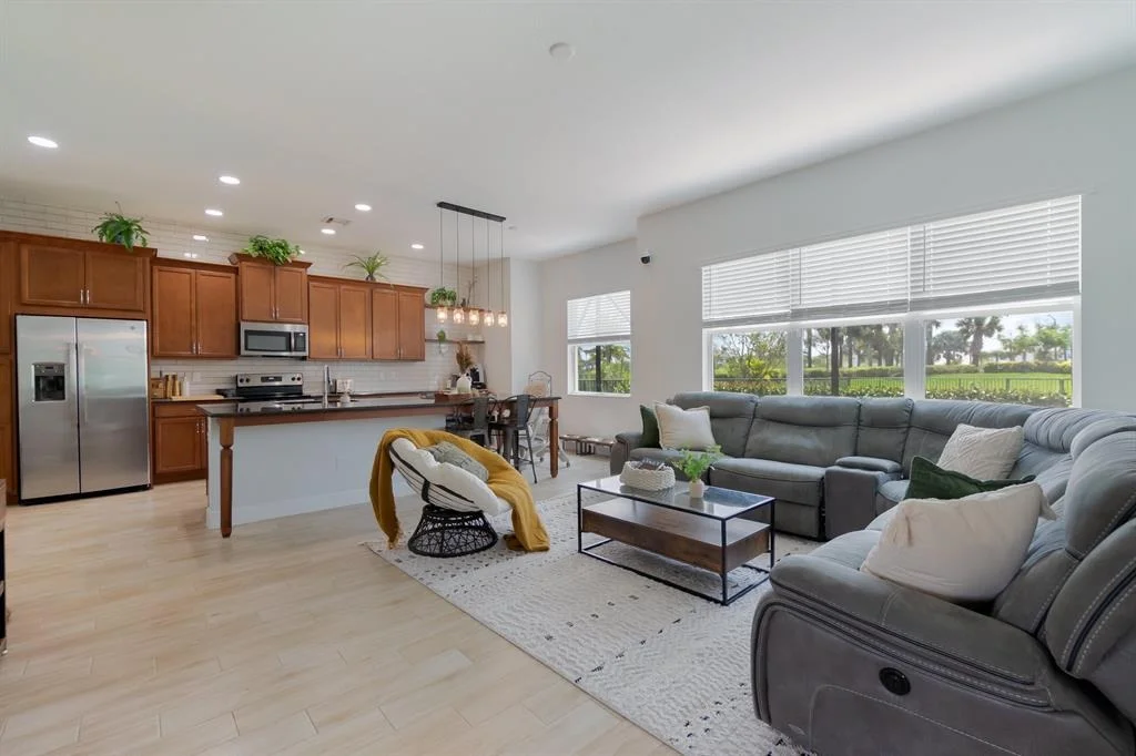 Photo of 15126 Goldfinch Circle