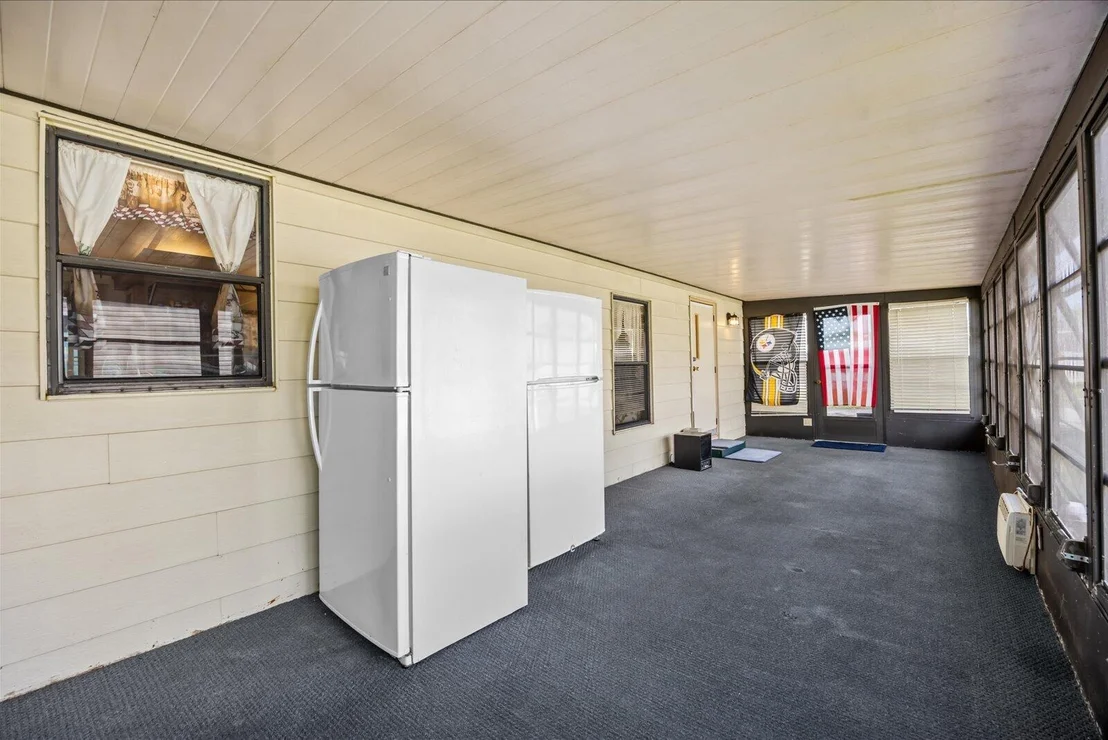 Photo of 324 Mockingbird Avenue