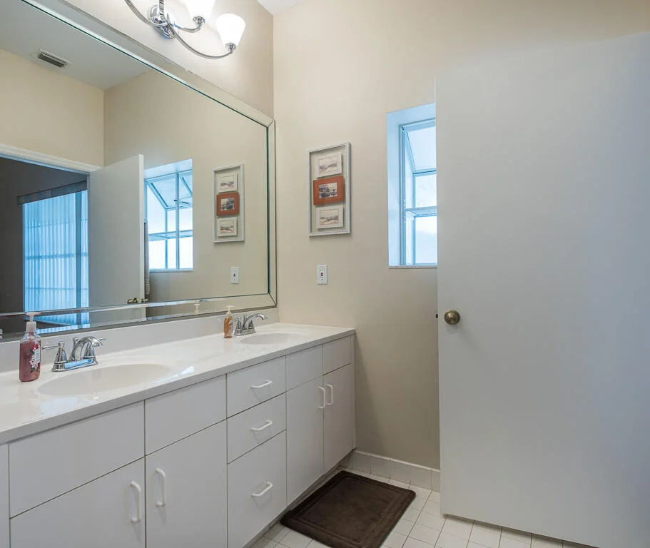 Photo of 7696 Mansfield Holw Road