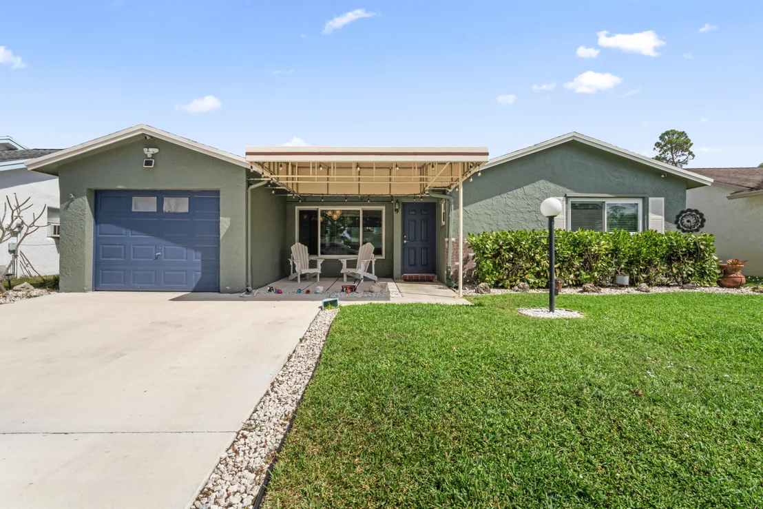Photo of 7123 Pine Manor Drive