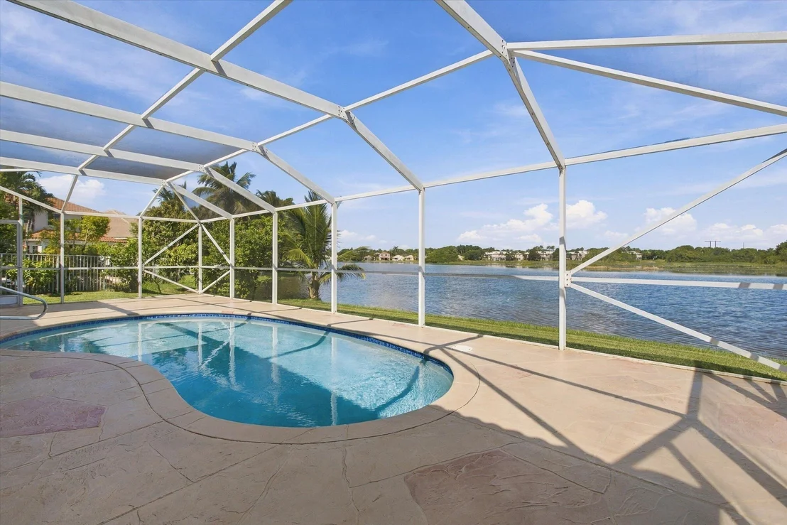 Photo of 1295 WINDSOR Lane