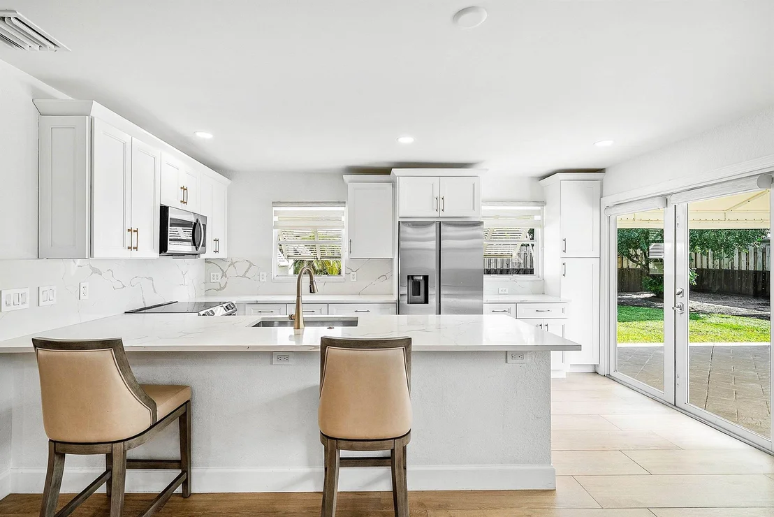 Photo of 530 Heron Drive