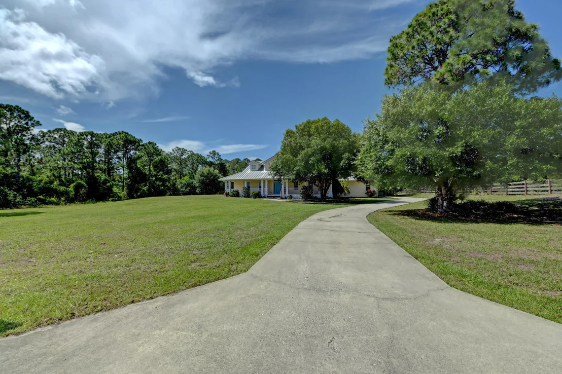 Photo of 10602 Pine Needle Drive