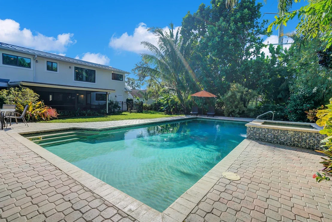 Photo of 18801 Falcon Way