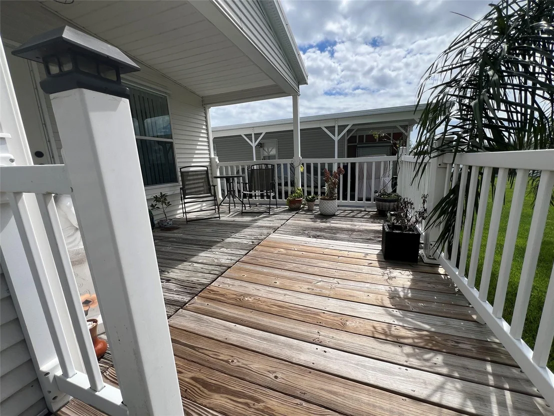 Photo of 4401 SW 10th Way