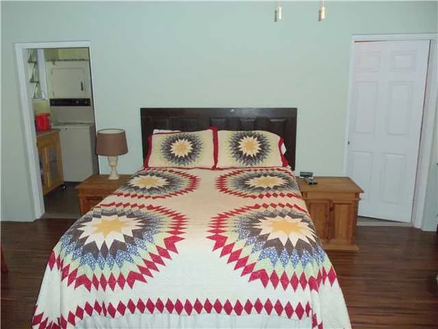 Photo of 92 W Mango Road