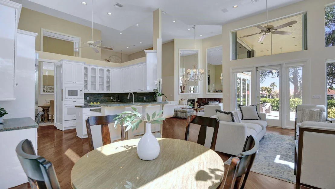 Photo of 2760 Pinehurst