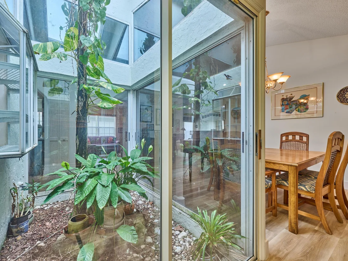Photo of 6093 Bay Isles Drive