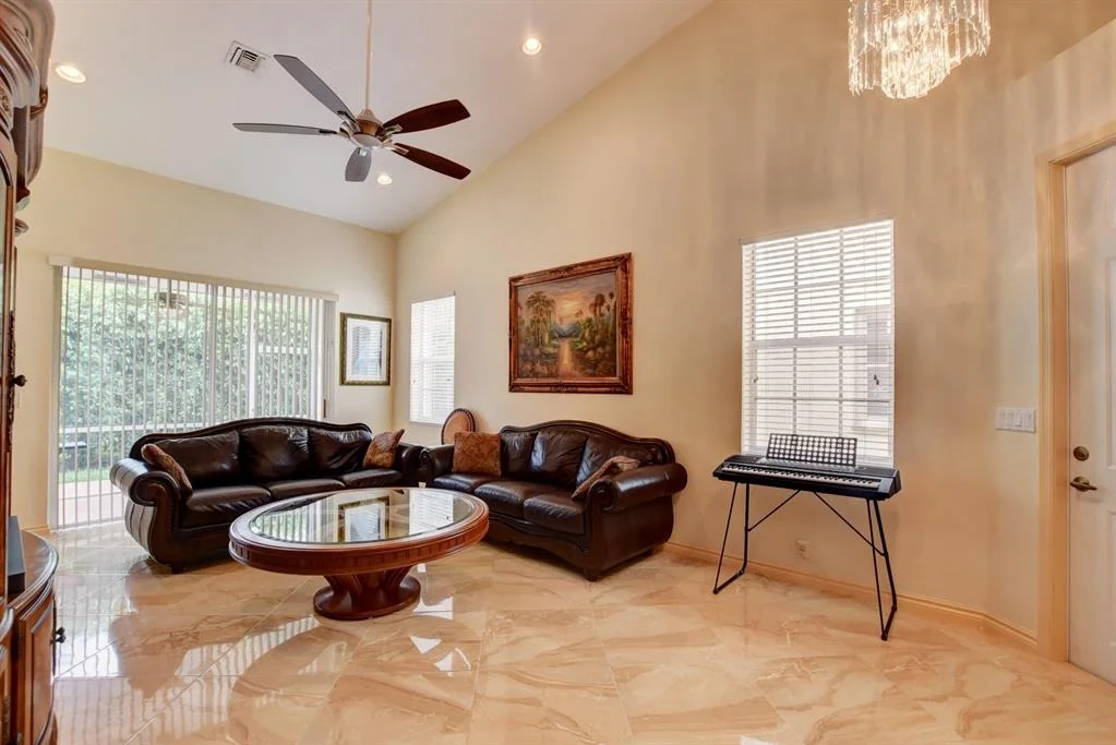 Photo of 6164 Petunia Road