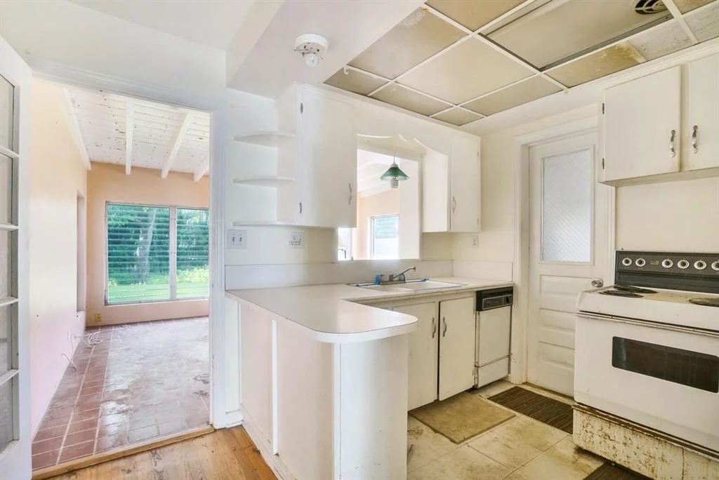 Photo of 210 Edgewood Drive