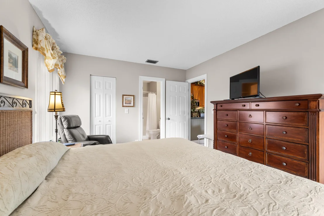 Photo of Unit E at 6426 Chasewood Drive